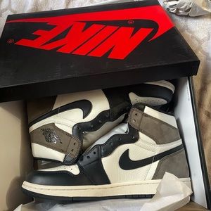 Jordan 1 Mocha